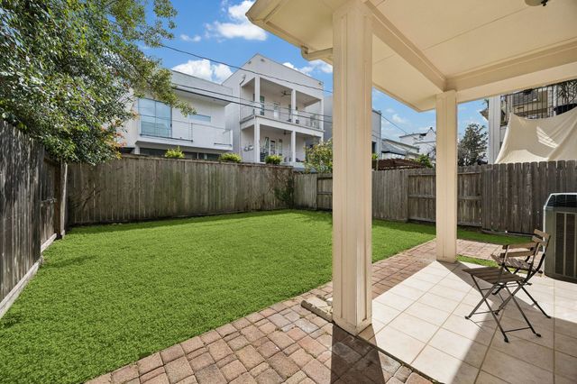 5429 Fairdale Lane, Houston, TX 77056