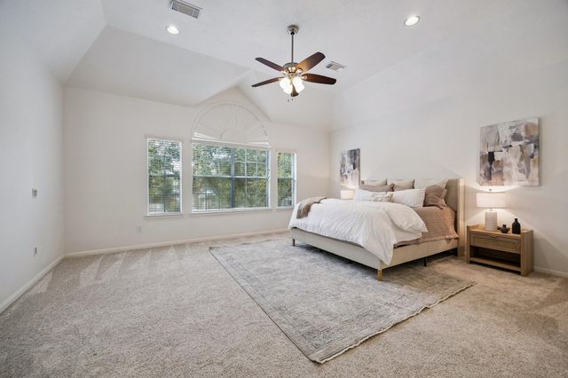 5429 Fairdale Lane, Houston, TX 77056