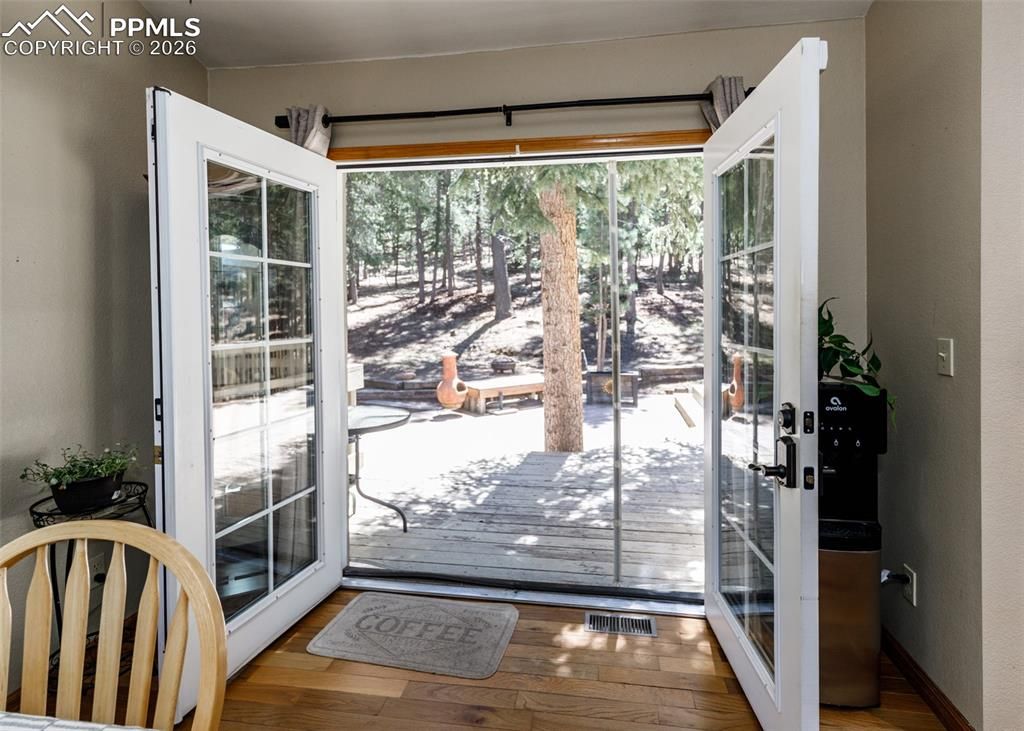 Image 19 of property listing at 2873 Sunnywood Avenue, Woodland Park, CO 80863