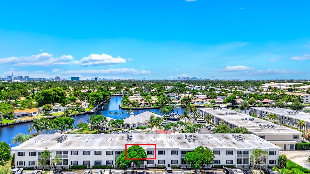 150 Cypress Club Dr 528, Pompano Beach, FL 33060