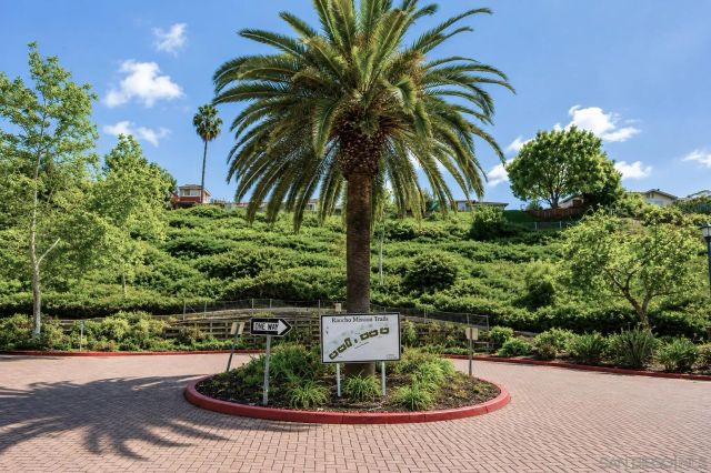 7647 Mission Gorge Rd 23, San Diego, CA 92120
