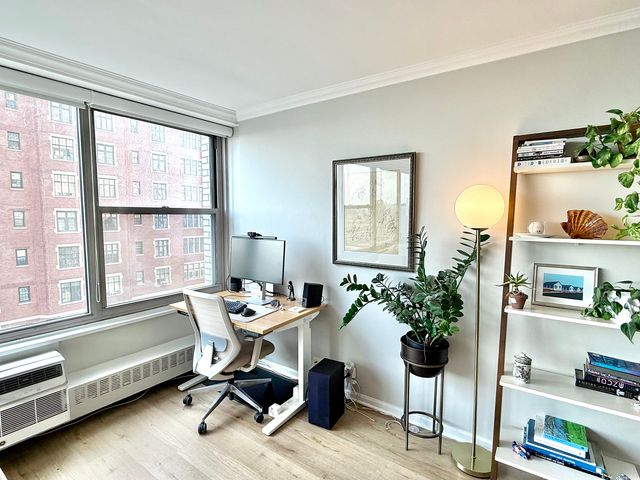 3900 N LAKE SHORE Drive 7D, Chicago, IL 60613