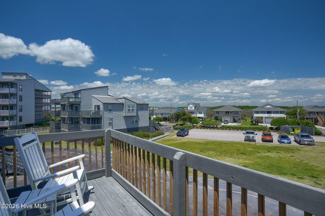 1928 New River Inlet Road 212, N Topsail Beach, NC 28460