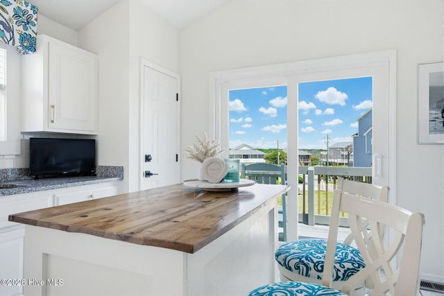 1928 New River Inlet Road 212, N Topsail Beach, NC 28460