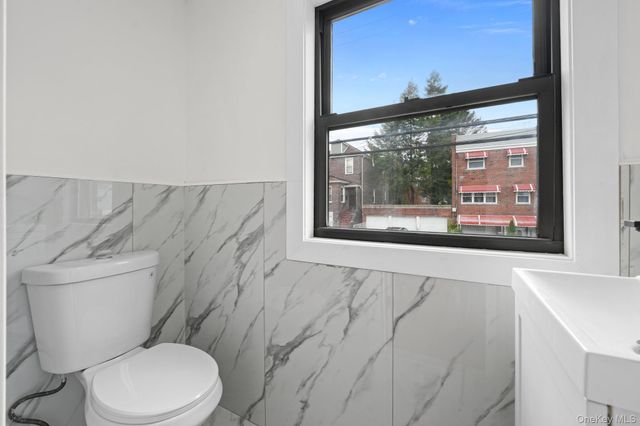 4648 Murdock Avenue, Bronx, NY 10466