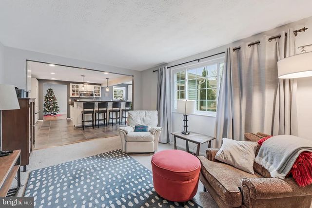 12918 FRAMINGHAM CT, Herndon, VA 20171