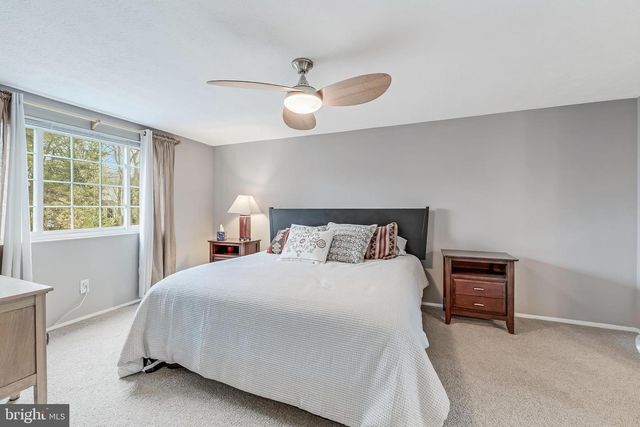 12918 FRAMINGHAM CT, Herndon, VA 20171