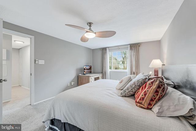 12918 FRAMINGHAM CT, Herndon, VA 20171