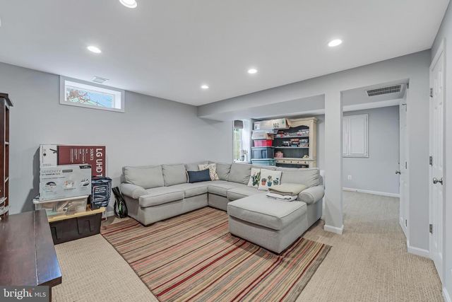 12918 FRAMINGHAM CT, Herndon, VA 20171