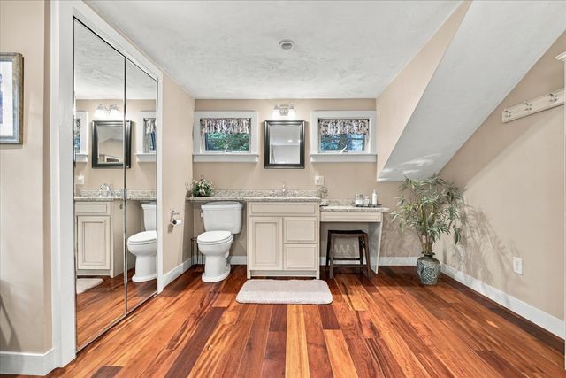 7 Stony Brook Rd, Kingston, MA 02364