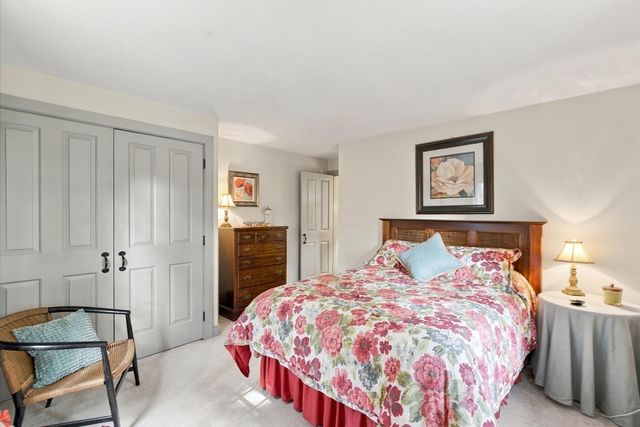 7 Stony Brook Rd, Kingston, MA 02364