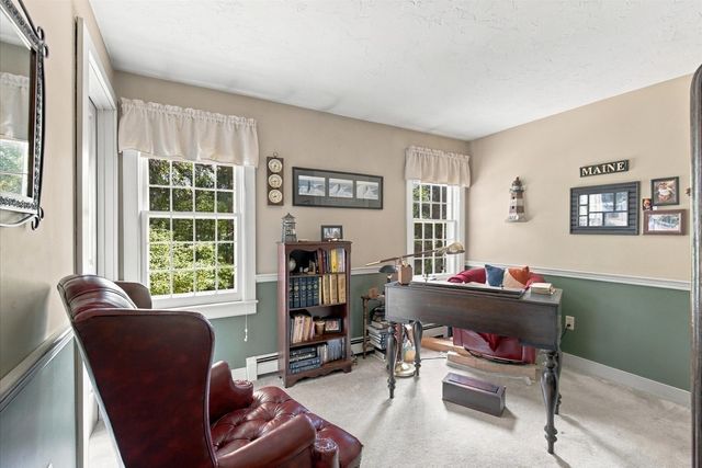 7 Stony Brook Rd, Kingston, MA 02364
