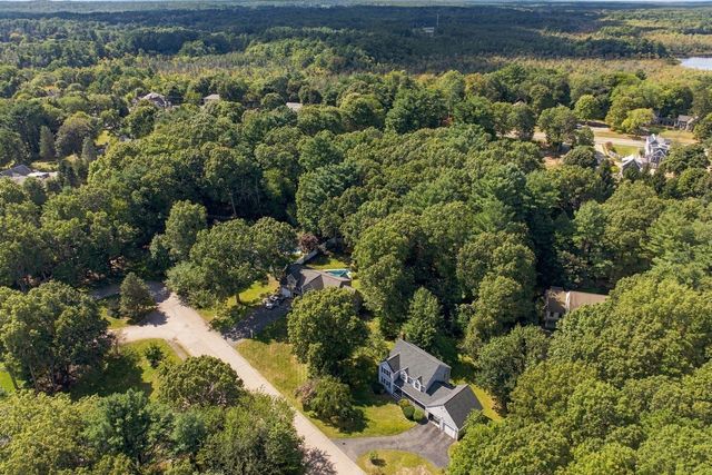 7 Stony Brook Rd, Kingston, MA 02364