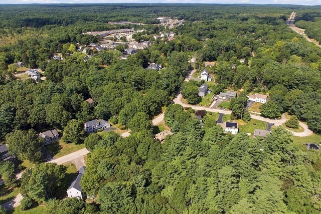 7 Stony Brook Rd, Kingston, MA 02364