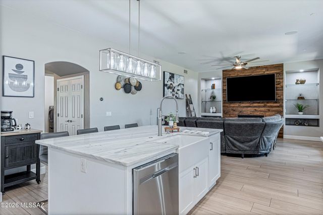 13282 N Regulation Drive, Oro Valley, AZ 85755