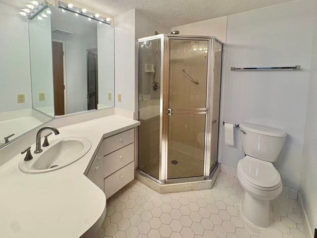 200 Burkhall 205, Weymouth, MA 02190
