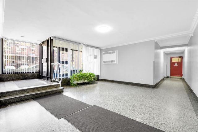 10 E 43rd Street 4K, Brooklyn, NY 11203