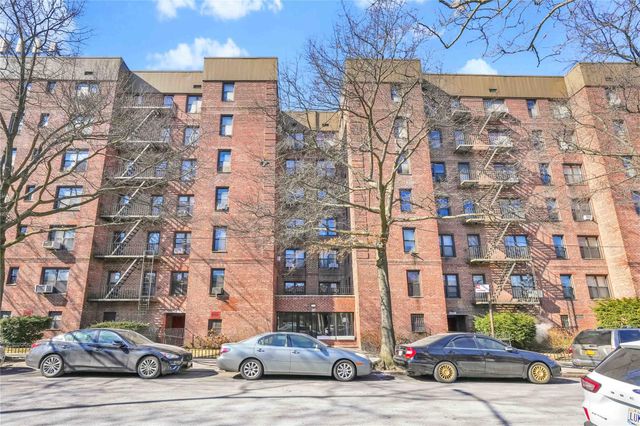 10 E 43rd Street 4K, Brooklyn, NY 11203