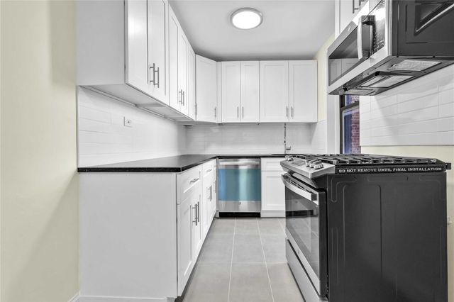 10 E 43rd Street 4K, Brooklyn, NY 11203