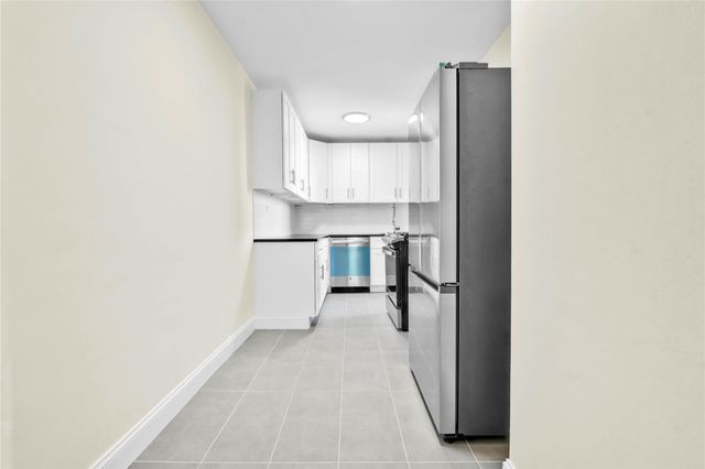 10 E 43rd Street 4K, Brooklyn, NY 11203