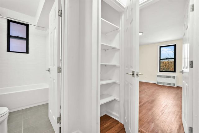10 E 43rd Street 4K, Brooklyn, NY 11203