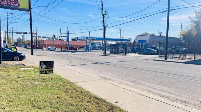 6735 Canal Street, Houston, TX 77011