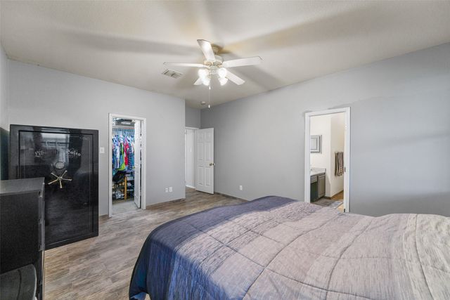 1813 White Dove Lane, Denton, TX 76210