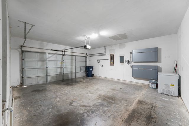 1813 White Dove Lane, Denton, TX 76210