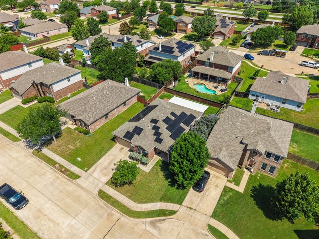 1813 White Dove Lane, Denton, TX 76210