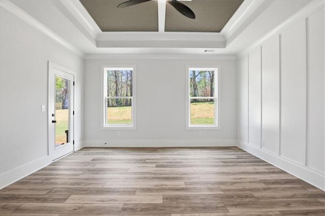 191 Thoroughbred Run, Hoschton, GA 30548