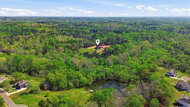 191 Thoroughbred Run, Hoschton, GA 30548