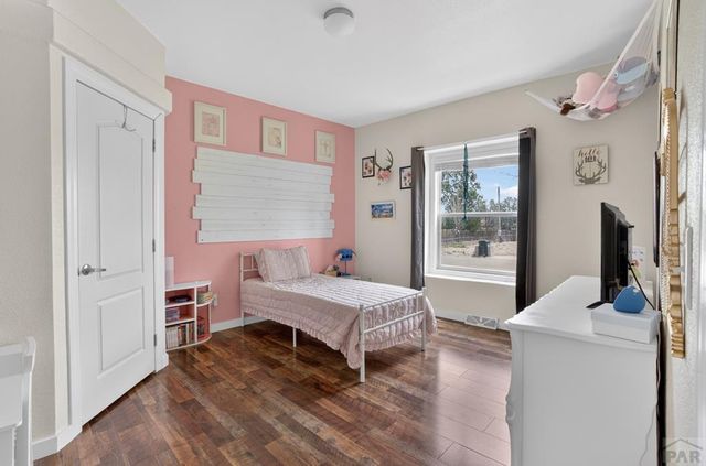 824 W Cedar St, Walsenburg, CO 81089