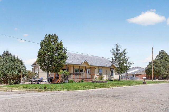 824 W Cedar St, Walsenburg, CO 81089