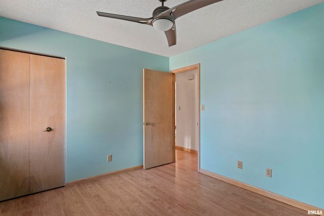 2420 MAYFAIR Road, Springfield, IL 62703