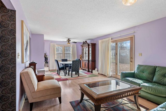 2420 MAYFAIR Road, Springfield, IL 62703