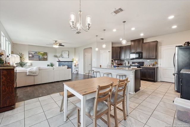 4265 GALE MDWS, New Braunfels, TX 78130