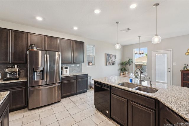 4265 GALE MDWS, New Braunfels, TX 78130