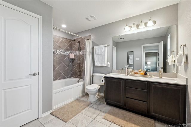 4265 GALE MDWS, New Braunfels, TX 78130