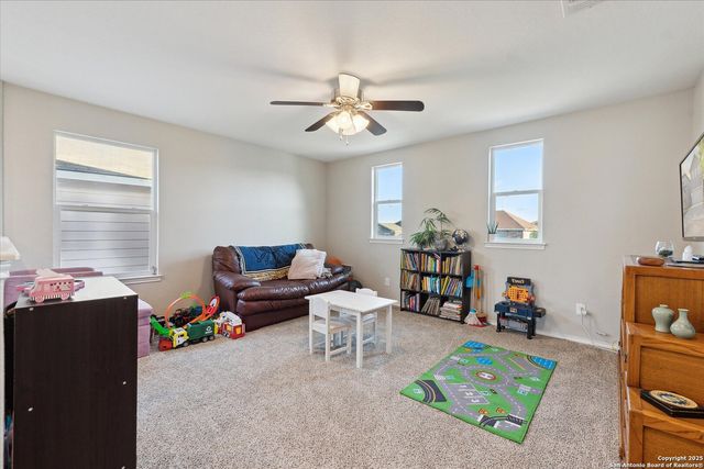 4265 GALE MDWS, New Braunfels, TX 78130
