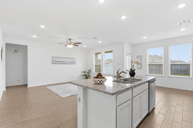 25814 Northpark Pine Drive, Porter, TX 77365