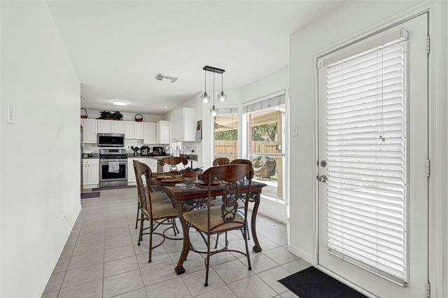 11506 Autumn Chase Drive, Houston, TX 77065