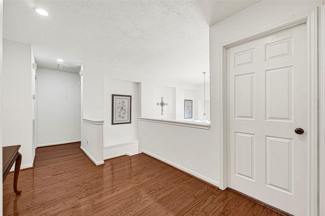 11506 Autumn Chase Drive, Houston, TX 77065