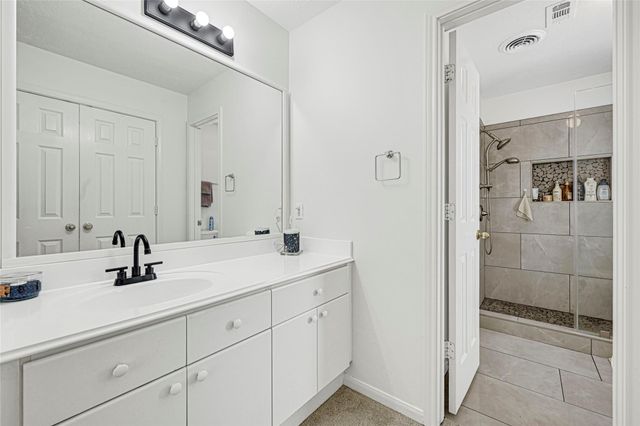 11506 Autumn Chase Drive, Houston, TX 77065