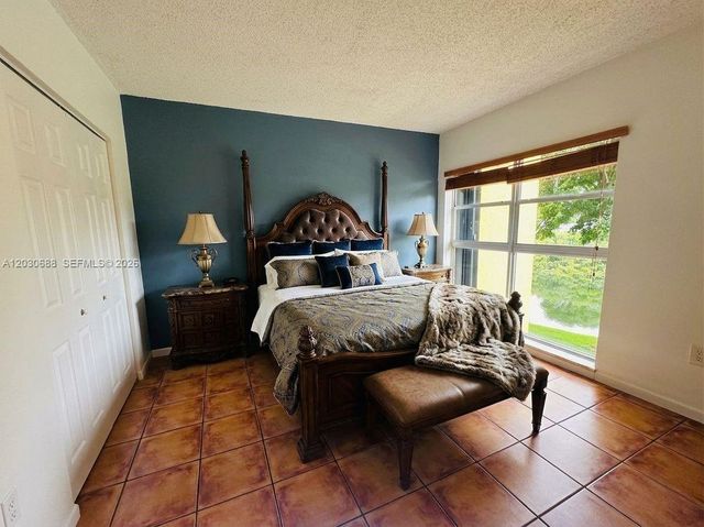 8775 Park Boulevard 309, Miami, FL 33172