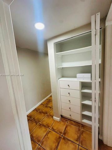 8775 Park Boulevard 309, Miami, FL 33172
