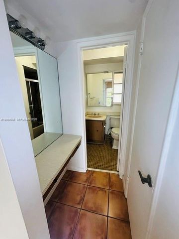 8775 Park Boulevard 309, Miami, FL 33172