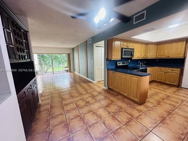 8775 Park Boulevard 309, Miami, FL 33172