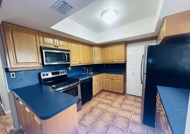 8775 Park Boulevard 309, Miami, FL 33172
