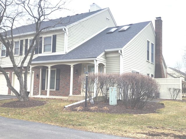 406 College Crossing, Rolling Meadows, IL 60008