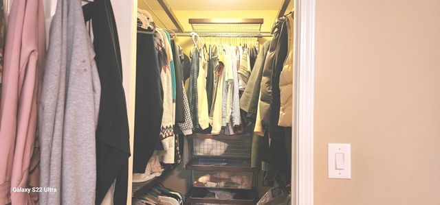 406 College Crossing, Rolling Meadows, IL 60008